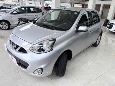 NISSAN March 1.6 16V 4P SV FLEX, Foto 3