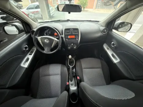 NISSAN March 1.6 16V 4P SV FLEX, Foto 10