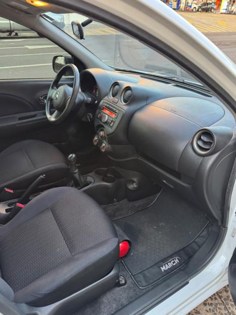 NISSAN March 1.6 16V 4P SV FLEX, Foto 11