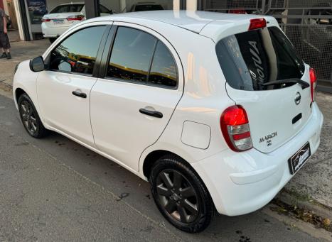 NISSAN March 1.6 16V 4P SV FLEX, Foto 16