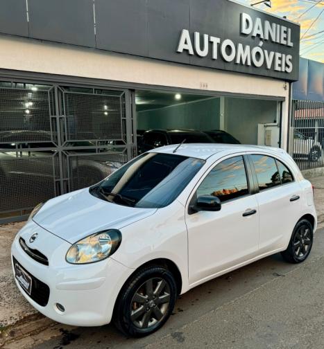 NISSAN March 1.6 16V 4P SV FLEX, Foto 19