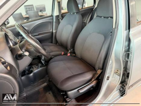 NISSAN March 1.6 16V 4P SV FLEX, Foto 2