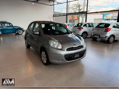 NISSAN March 1.6 16V 4P SV FLEX, Foto 5