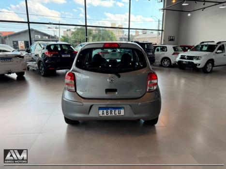 NISSAN March 1.6 16V 4P SV FLEX, Foto 9