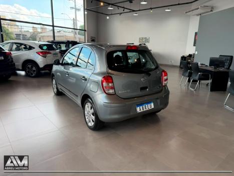 NISSAN March 1.6 16V 4P SV FLEX, Foto 10