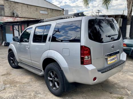 NISSAN Pathfinder 2.5 4P LE 4X4 TURBO DIESEL INTERCOOLER AUTOM�TICO, Foto 3