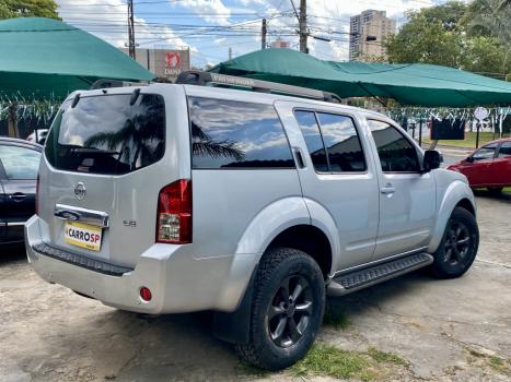 NISSAN Pathfinder 2.5 4P LE 4X4 TURBO DIESEL INTERCOOLER AUTOM�TICO, Foto 4