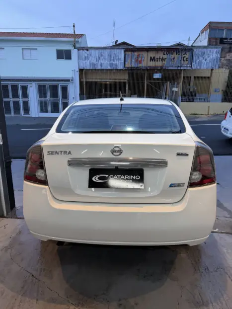 NISSAN Sentra 2.0 16V 4P S FLEX AUTOM�TICO CVT, Foto 4