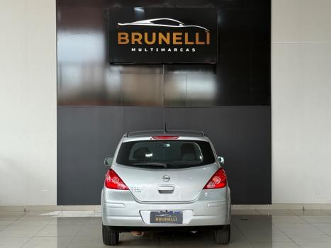 NISSAN Tiida Hatch 1.8 16V 4P S AUTOM�TICO, Foto 4