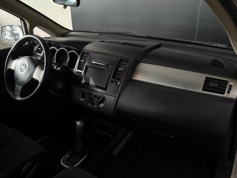 NISSAN Tiida Hatch 1.8 16V 4P S AUTOM�TICO, Foto 6