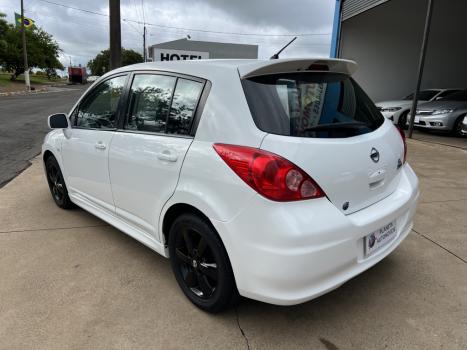 NISSAN Tiida Hatch 1.8 16V 4P SL FLEX AUTOM�TICO, Foto 2