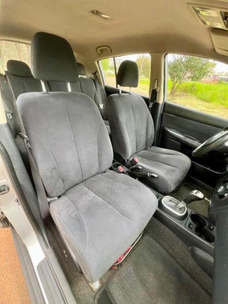 NISSAN Tiida Hatch 1.8 16V 4P S AUTOM�TICO, Foto 11