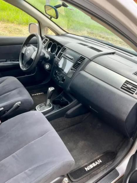 NISSAN Tiida Hatch 1.8 16V 4P S AUTOM�TICO, Foto 10