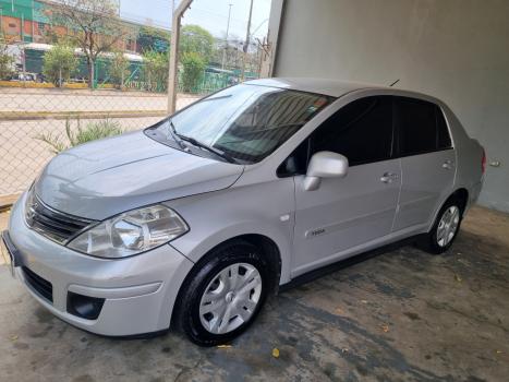 NISSAN Tiida Sedan 1.8 16V 4P FLEX, Foto 4