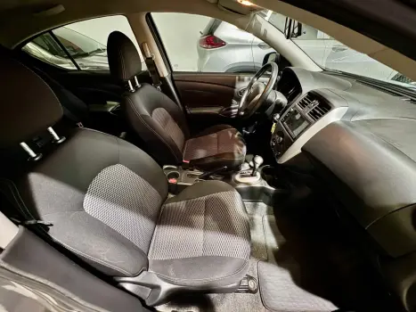 NISSAN Versa Sedan 1.6 16V 4P SV FLEX XTRONIC AUTOMTICO CVT, Foto 7