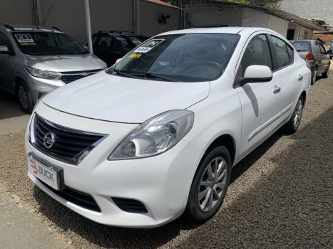 NISSAN Versa Sedan 1.6 16V 4P FLEX SV, Foto 1