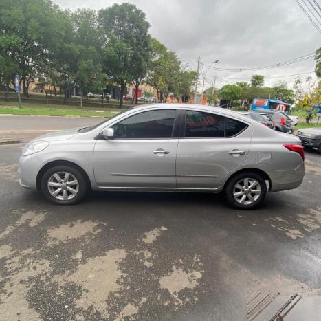 NISSAN Versa Sedan 1.6 16V 4P FLEX SL, Foto 2 NISSAN Versa Sedan 1.6 16V 4P FLEX SL, Foto 2