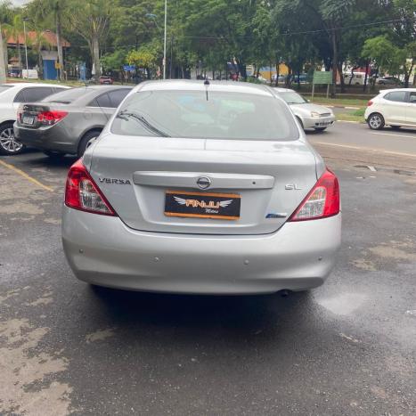 NISSAN Versa Sedan 1.6 16V 4P FLEX SL, Foto 5 NISSAN Versa Sedan 1.6 16V 4P FLEX SL, Foto 5