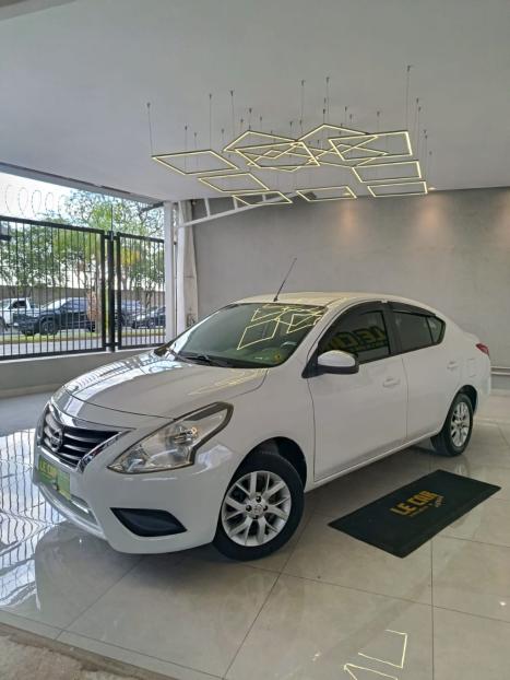 NISSAN Versa Sedan 1.0 4P FLEX, Foto 3