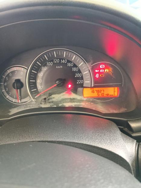 NISSAN Versa Sedan 1.0 4P FLEX, Foto 4