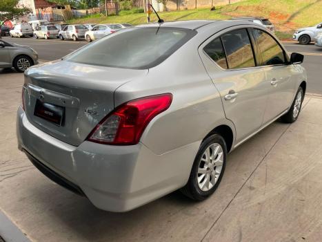 NISSAN Versa Sedan 1.6 16V 4P FLEX SV, Foto 4