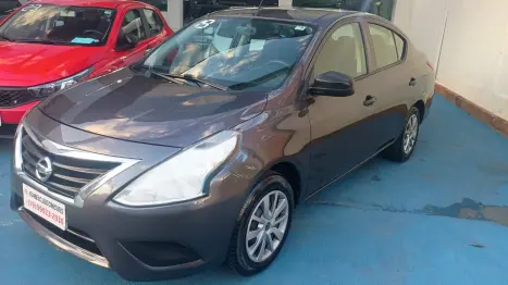 NISSAN Versa Sedan 1.6 16V 4P FLEXSTART V-DRIVE, Foto 3