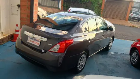 NISSAN Versa Sedan 1.6 16V 4P FLEXSTART V-DRIVE, Foto 7