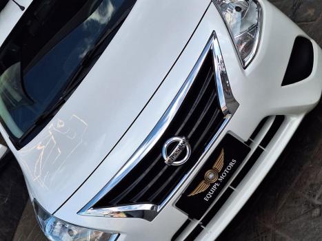 NISSAN Versa Sedan 1.0 4P FLEX, Foto 3