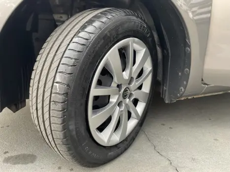 NISSAN Versa Sedan 1.6 16V 4P FLEXSTART V-DRIVE, Foto 17