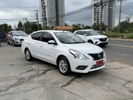 NISSAN Versa Sedan 1.6 16V 4P FLEXSTART V-DRIVE PLUS XTRONIC AUTOM�TICO CVT, Foto 4