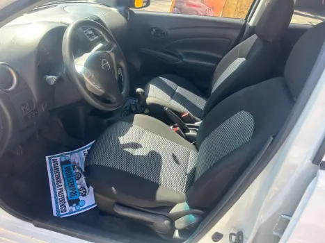 NISSAN Versa Sedan 1.0 4P FLEX, Foto 8