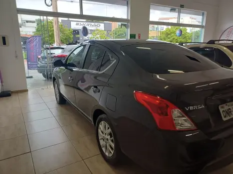 NISSAN Versa Sedan 1.6 16V 4P SV FLEX XTRONIC AUTOM�TICO CVT, Foto 5