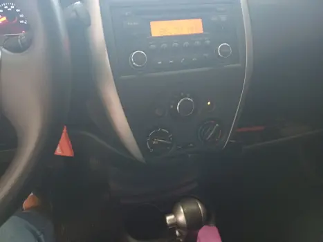 NISSAN Versa Sedan 1.6 16V 4P SV FLEX XTRONIC AUTOM�TICO CVT, Foto 8