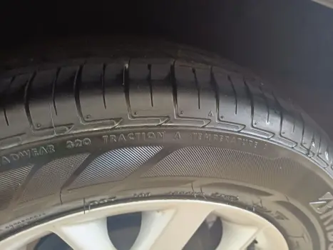 NISSAN Versa Sedan 1.6 16V 4P SV FLEX XTRONIC AUTOM�TICO CVT, Foto 13