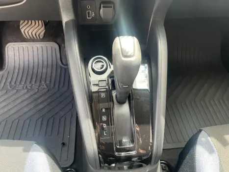 NISSAN Versa Sedan 1.6 16V 4P FLEX SENSE, Foto 11