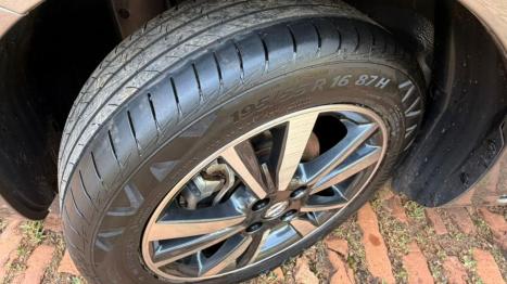 NISSAN Versa Sedan 1.6 16V 4P SL FLEX XTRONIC AUTOM�TICO CVT, Foto 15