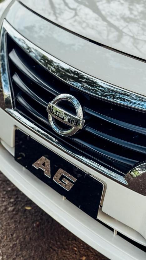 NISSAN Versa Sedan 1.0 12V 4P FLEX V-DRIVE, Foto 6