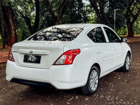 NISSAN Versa Sedan 1.0 12V 4P FLEX V-DRIVE, Foto 15