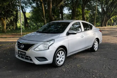 NISSAN Versa Sedan 1.0 4P FLEX, Foto 2