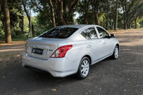 NISSAN Versa Sedan 1.0 4P FLEX, Foto 6