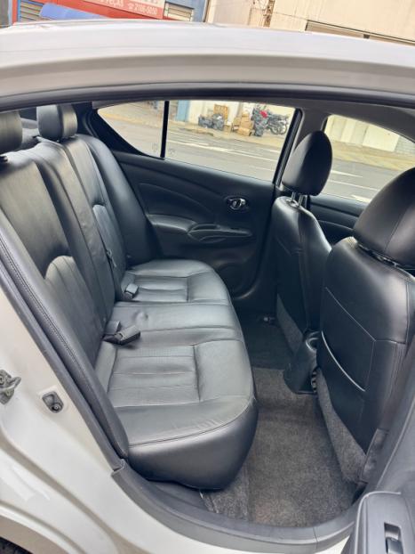 NISSAN Versa Sedan 1.6 16V 4P UNIQUE FLEX XTRONIC AUTOM�TICO CVT, Foto 14