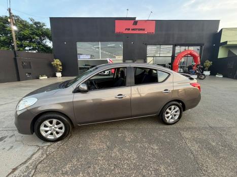 NISSAN Versa Sedan 1.6 16V 4P FLEX SL, Foto 4