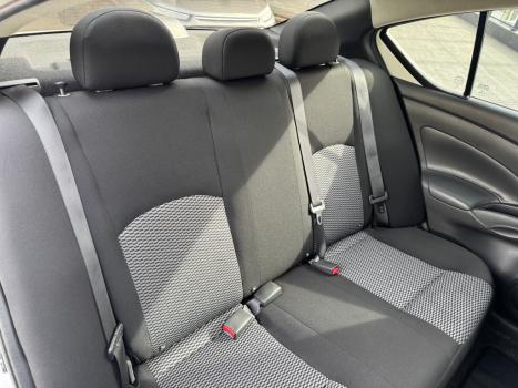 NISSAN Versa Sedan 1.0 4P FLEX, Foto 14