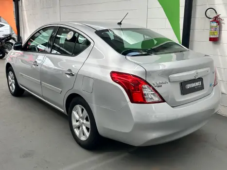 NISSAN Versa Sedan 1.6 16V 4P FLEX SL, Foto 2