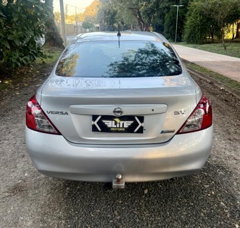 NISSAN Versa Sedan 1.6 16V 4P FLEX SV, Foto 4