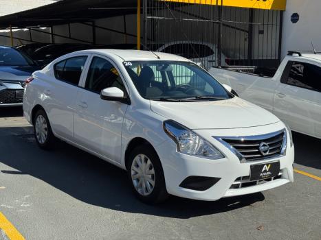 NISSAN Versa Sedan 1.0 4P FLEX S, Foto 3