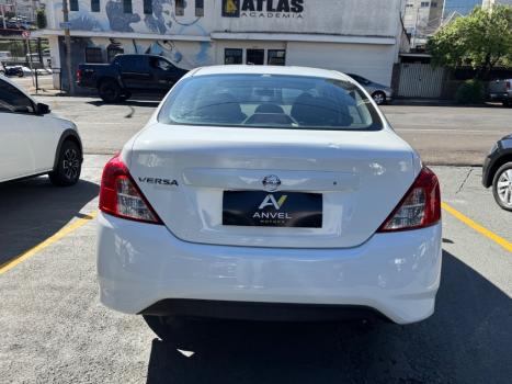 NISSAN Versa Sedan 1.0 4P FLEX S, Foto 4