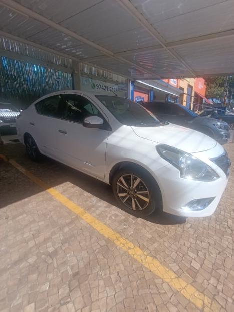 NISSAN Versa Sedan 1.6 16V 4P UNIQUE FLEX XTRONIC AUTOM�TICO CVT, Foto 1