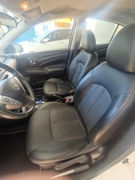 NISSAN Versa Sedan 1.6 16V 4P UNIQUE FLEX XTRONIC AUTOM�TICO CVT, Foto 3