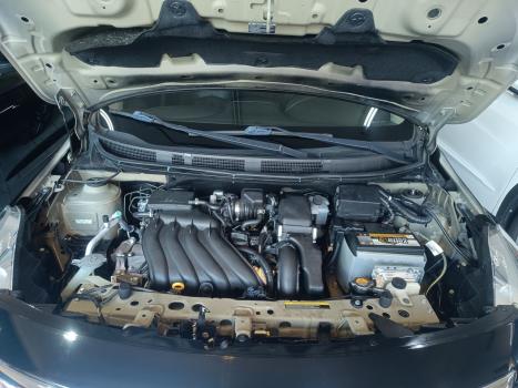 NISSAN Versa Sedan 1.6 16V 4P SL FLEX XTRONIC AUTOMÁTICO CVT, Foto 11